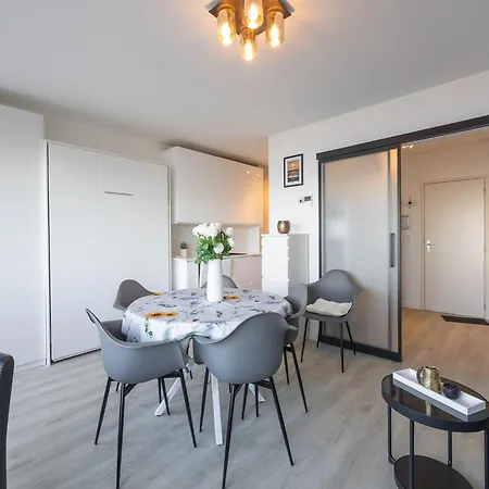 Sunny By The Sea, Cleaning Included Apartment Middelkerke